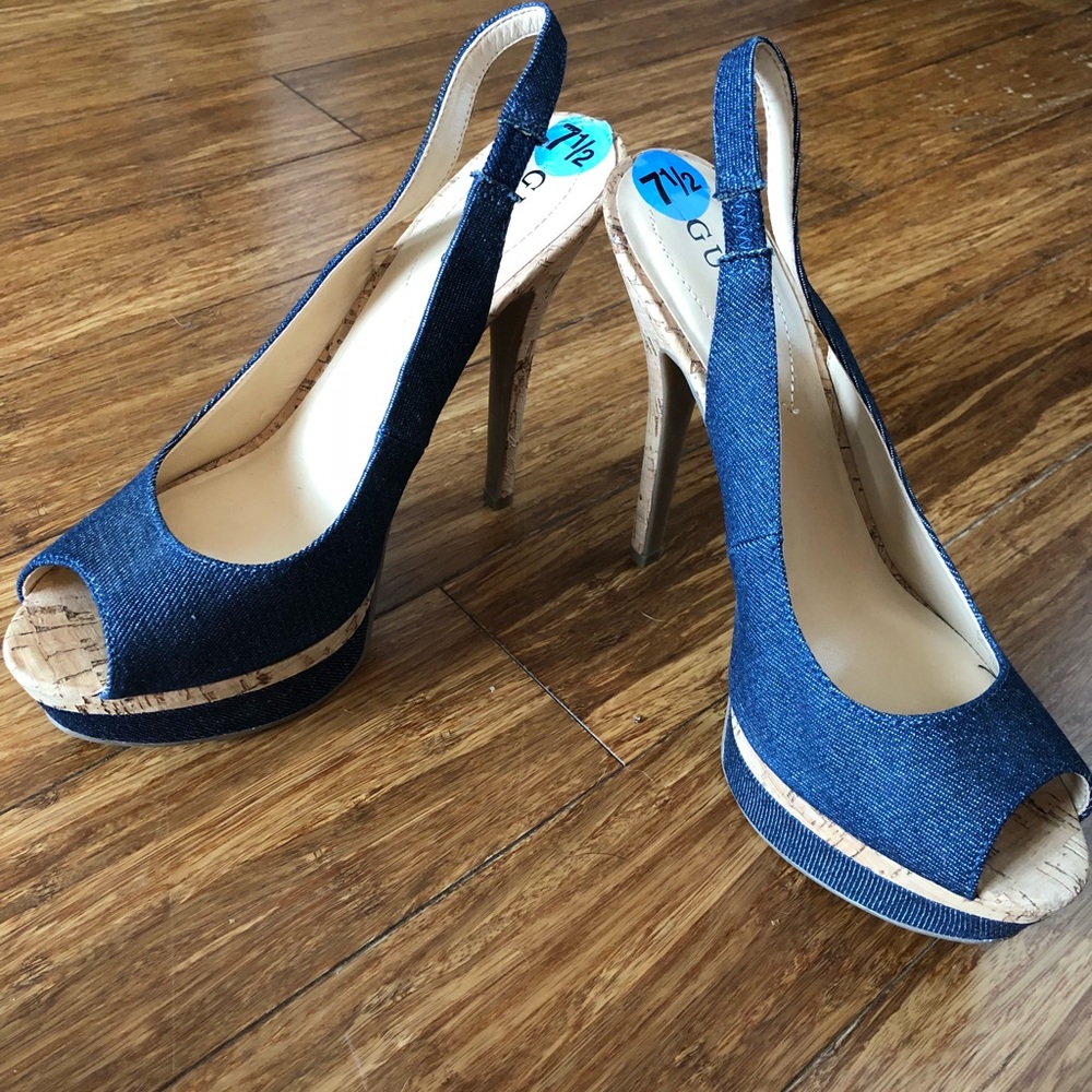 Never been worn sz 7 1/2 Guess 4” heels